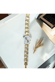https://cdn.dsmcdn.com/sfweb-pdp/images/product-placeholder-v2.jpeg