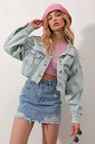 Trend Alaçatı Stili Mavi Çift Cepli Önü Düğmeli Lazer Kesim Crop