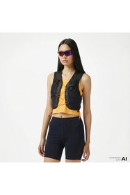 https://cdn.dsmcdn.com/sfweb-pdp/images/product-placeholder-v2.jpeg