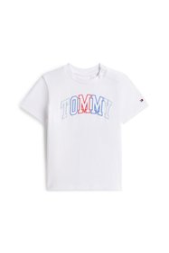 https://cdn.dsmcdn.com/sfweb-pdp/images/product-placeholder-v2.jpeg