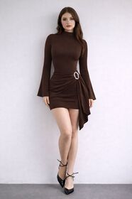 https://cdn.dsmcdn.com/sfweb-pdp/images/product-placeholder-v2.jpeg