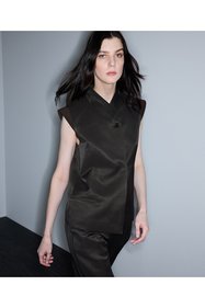 https://cdn.dsmcdn.com/sfweb-pdp/images/product-placeholder-v2.jpeg