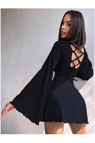 https://cdn.dsmcdn.com/sfweb-pdp/images/product-placeholder-v2.jpeg