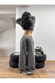 https://cdn.dsmcdn.com/sfweb-pdp/images/product-placeholder-v2.jpeg