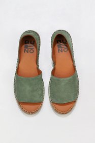 https://cdn.dsmcdn.com/sfweb-pdp/images/product-placeholder-v2.jpeg