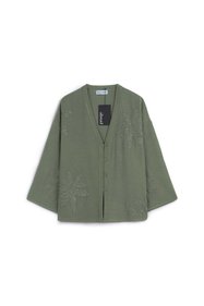 https://cdn.dsmcdn.com/sfweb-pdp/images/product-placeholder-v2.jpeg