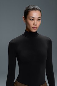 https://cdn.dsmcdn.com/sfweb-pdp/images/product-placeholder-v2.jpeg