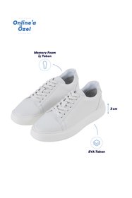 https://cdn.dsmcdn.com/sfweb-pdp/images/product-placeholder-v2.jpeg