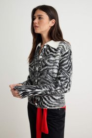https://cdn.dsmcdn.com/sfweb-pdp/images/product-placeholder-v2.jpeg