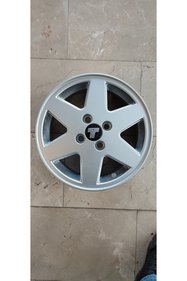 https://cdn.dsmcdn.com/sfweb-pdp/images/product-placeholder-v2.jpeg