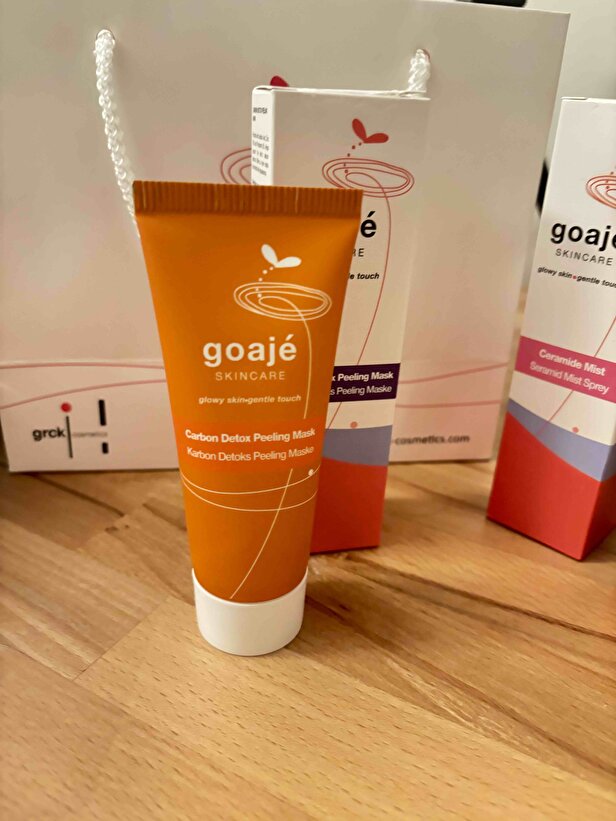 Goajé SKINCARE Siyah Nokta Karşıtı Aktif Karbon Peeling Maskesi Gözenek Arındırıcı Yağlı & Karma Ciltler İçin 75 ml