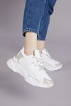Sneaker - Weiß - Flacher Absatz