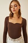 Bluse - Braun - Figurbetont
