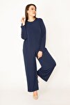 Plus Size Jumpsuit - Navy blue - Relaxed fit