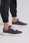 Sneaker - Grau - Flacher Absatz