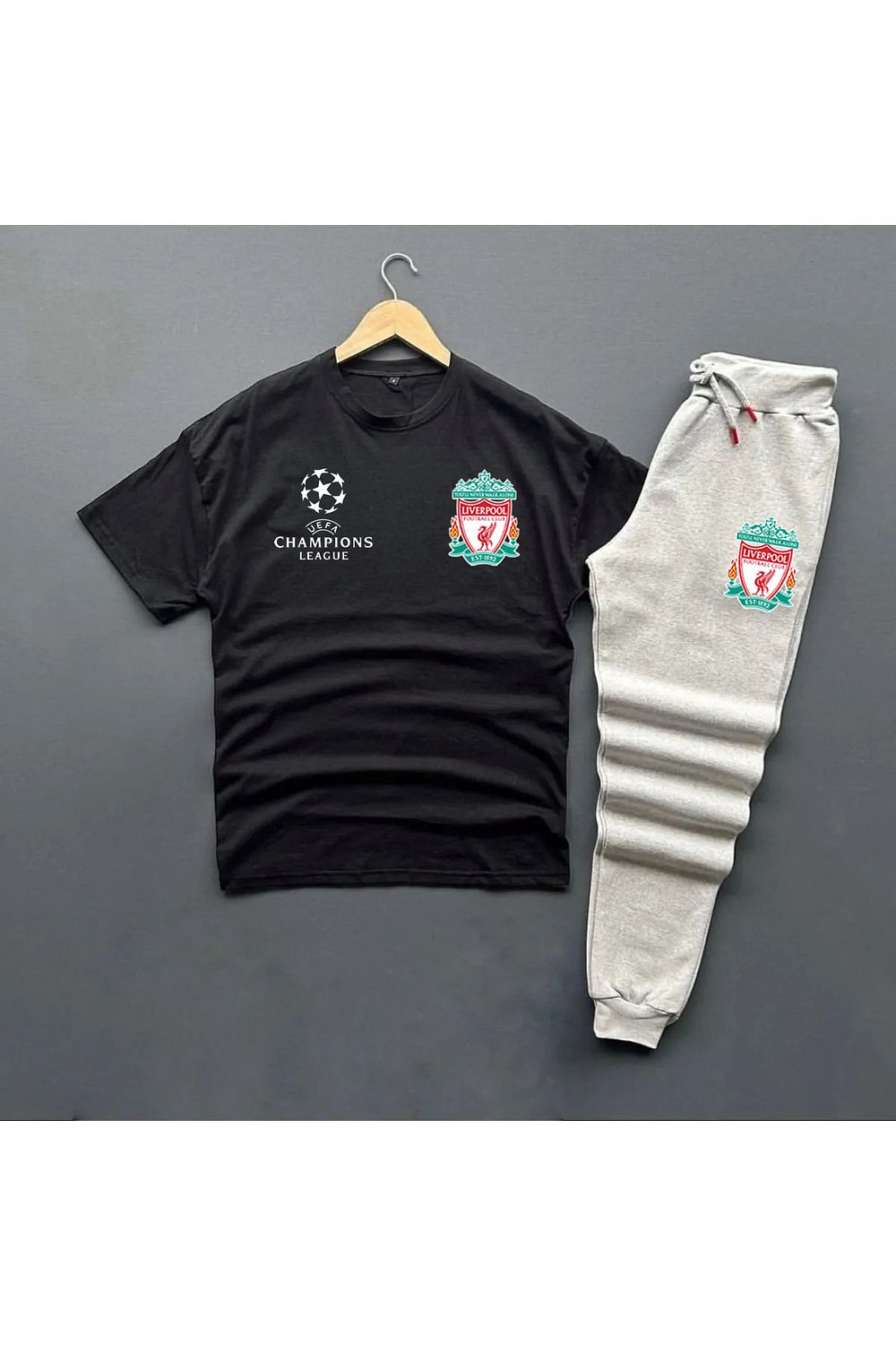 Liverpool discount champions clothes