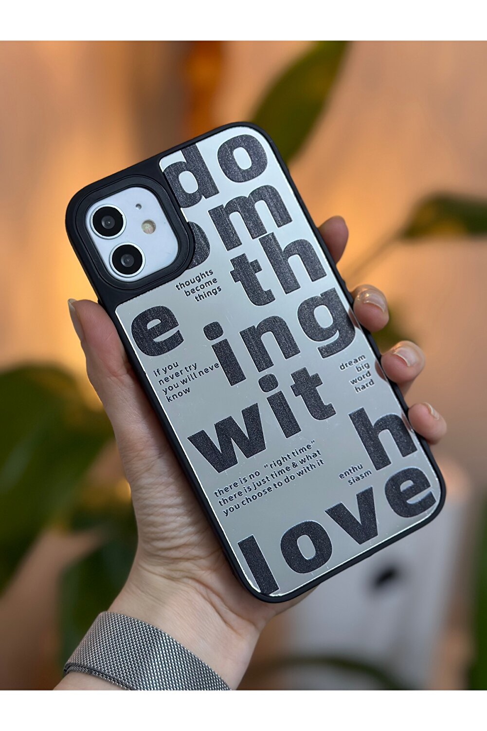 حافظة سيليكون مضادة للصدمات بتصميم قلب أسود عاكس م...