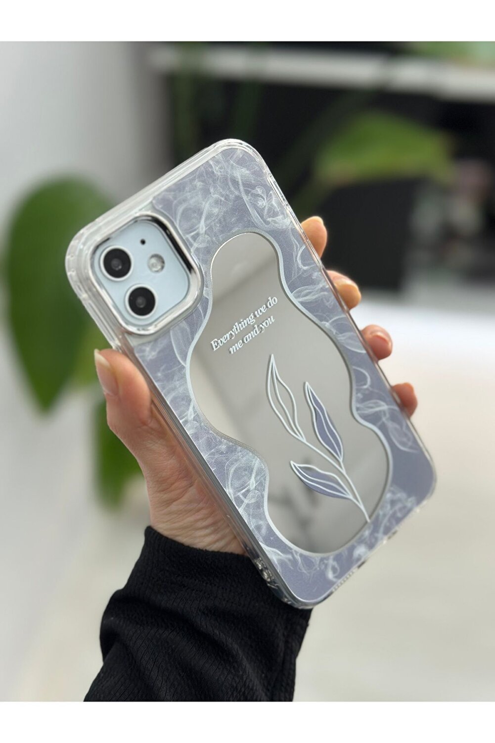 حافظة سيليكون مضادة للصدمات بتصميم قلب أسود عاكس م...