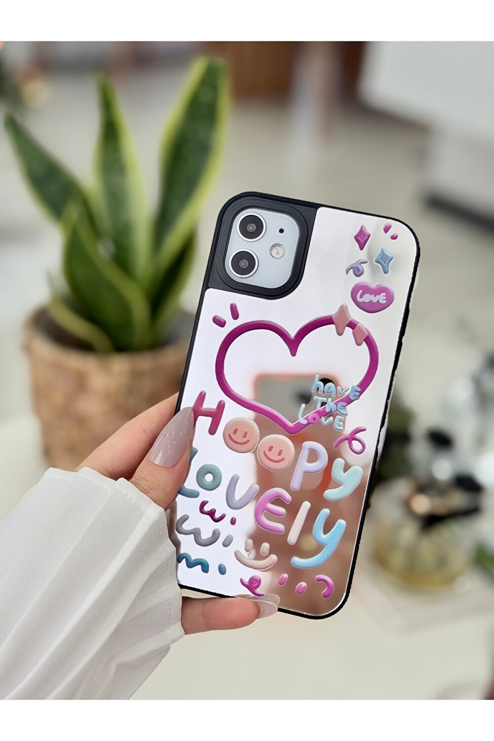 حافظة سيليكون مضادة للصدمات بتصميم قلب أسود عاكس م...