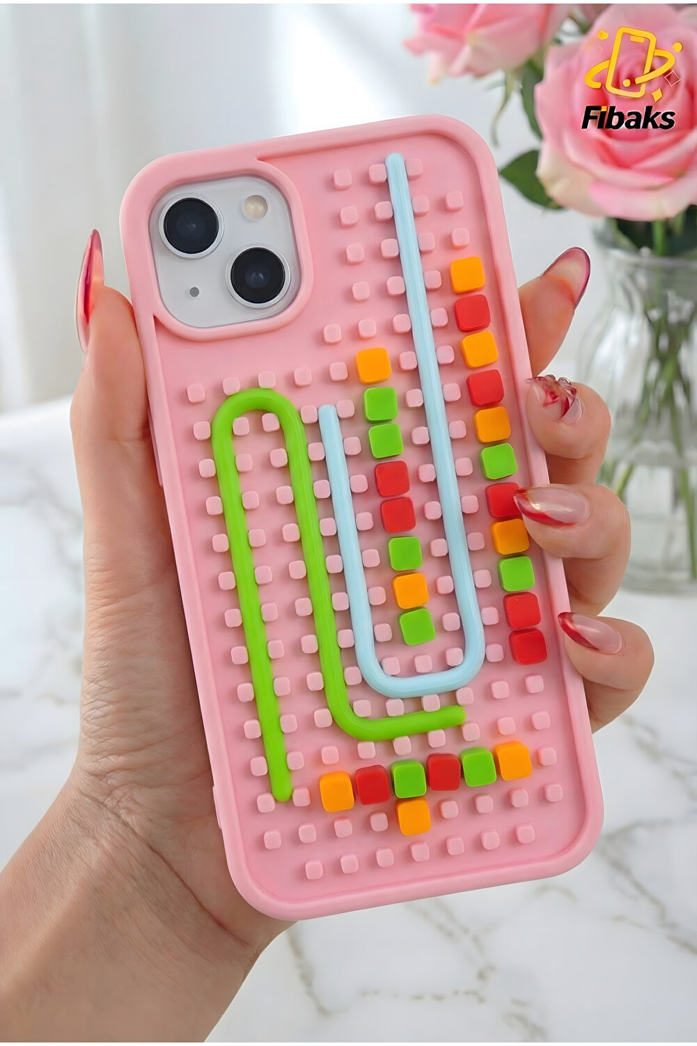 حافظة آيفون 13/14/15 من السيليكون مع نمط الفراشة ث...