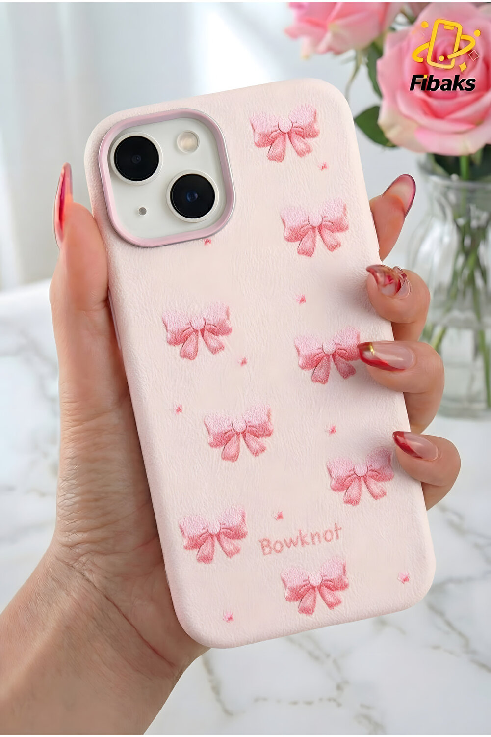 حافظة آيفون 13/14/15 من السيليكون مع نمط الفراشة ث...