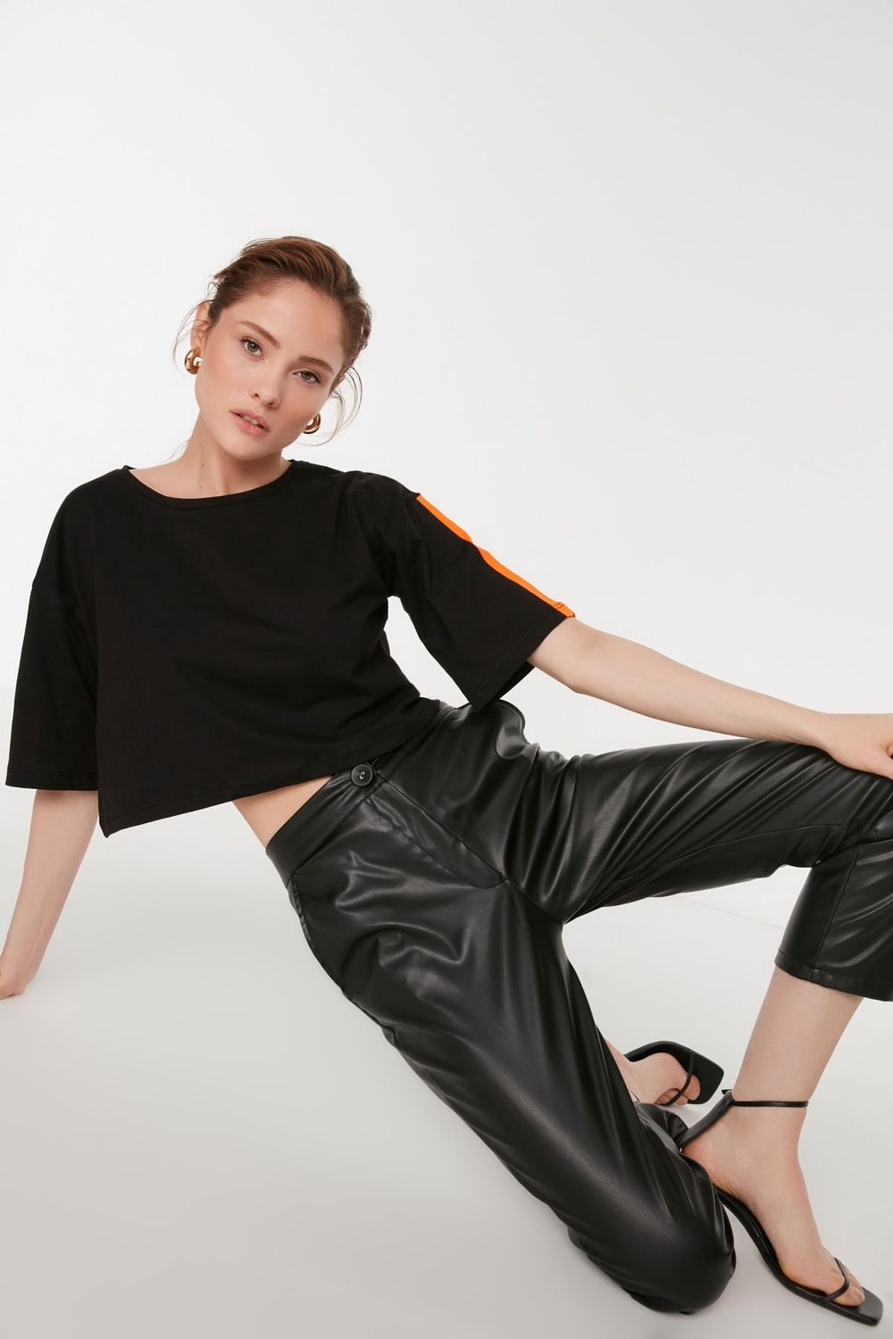 Madame Belted Solid Black Trousers | Buy COLOR Black Trousers Online for |  Glamly