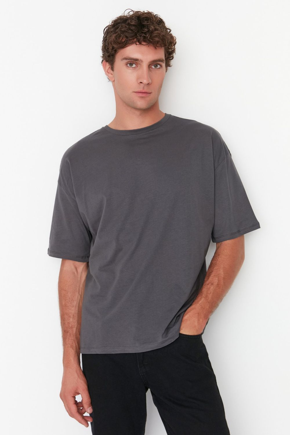 Trendyol Collection T-Shirt - Gray - Oversize - Trendyol