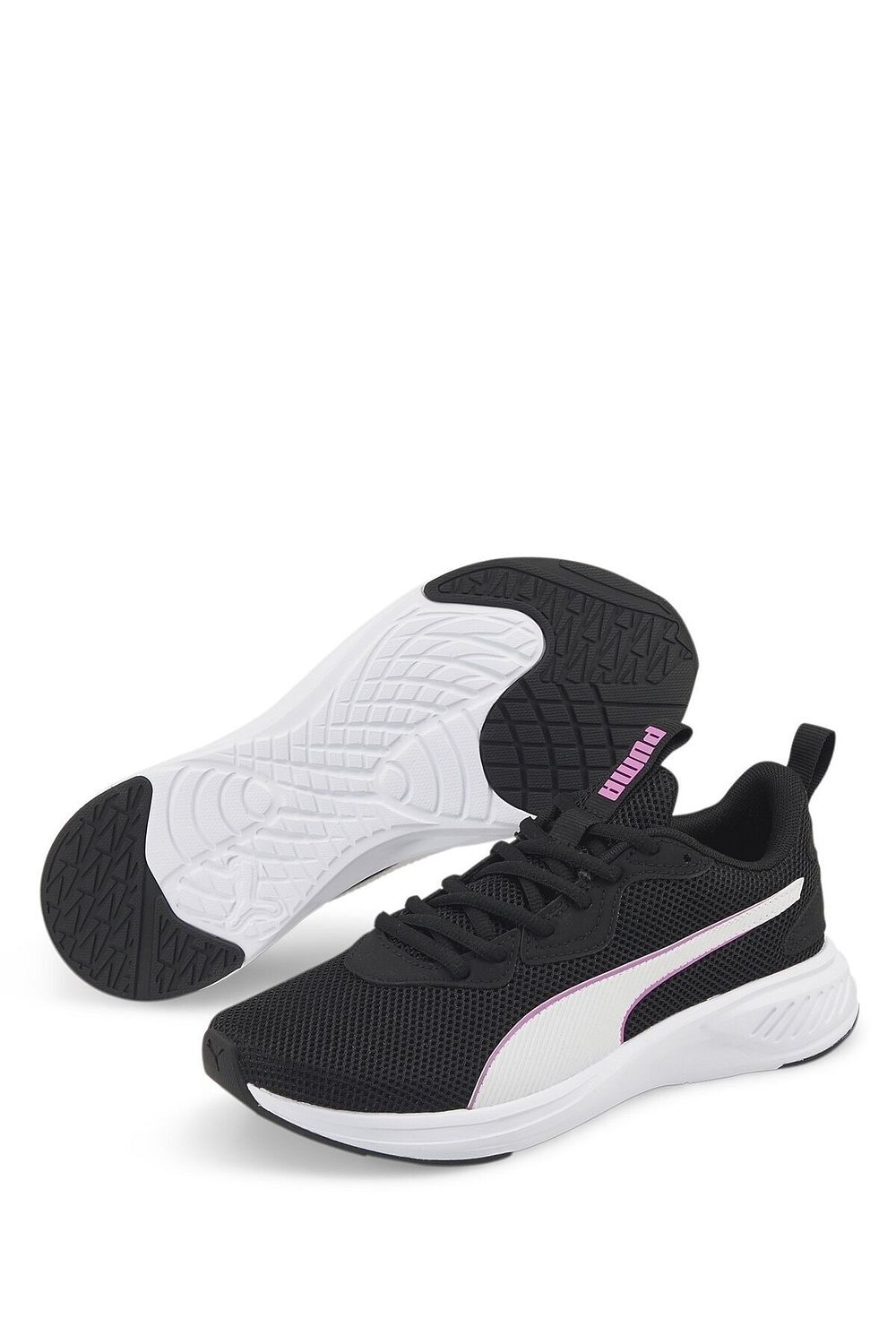 Puma flat hotsell running shoes