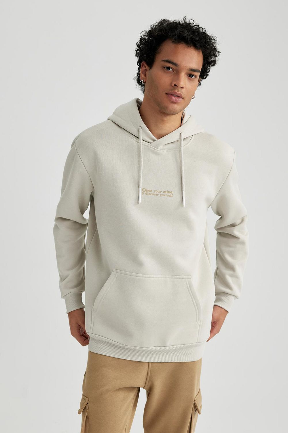 Defacto regular fit sweatshirt online