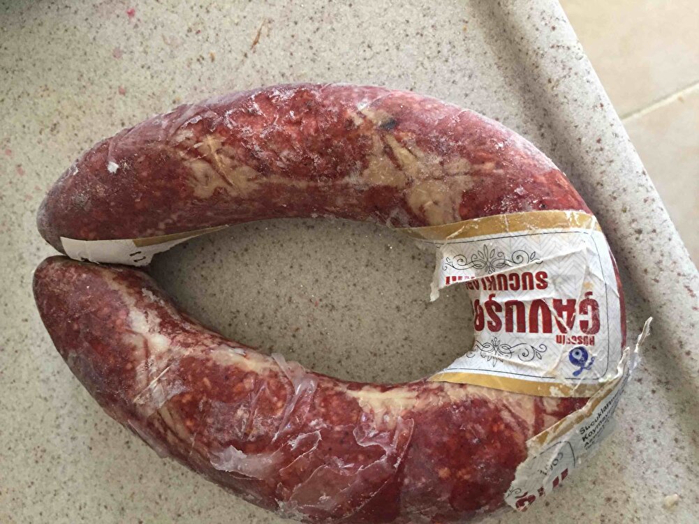 Tadı fena değil ama acılı olarak sipariş ettiğim sucuklarda acılık yoktu. Herhalde karıştırdılar.