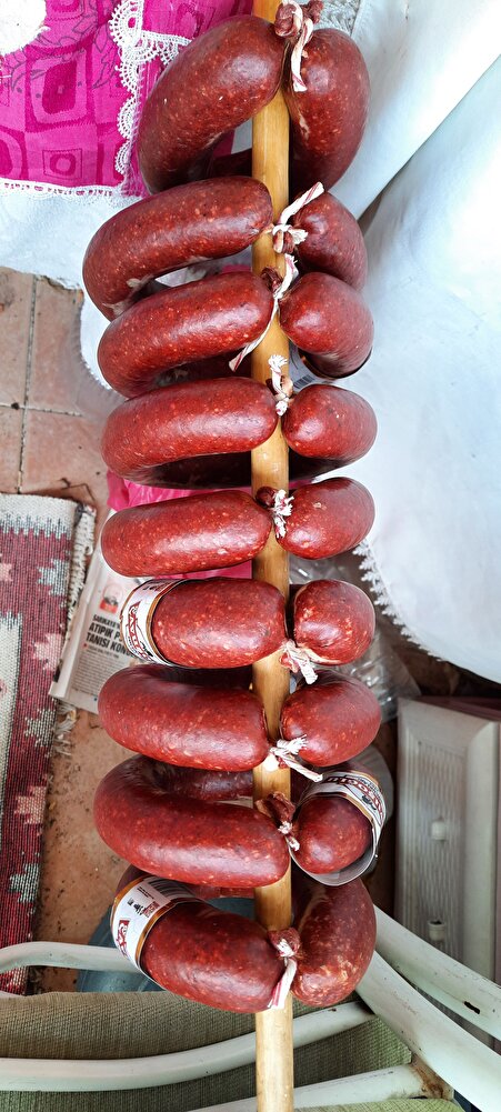 parasına göre iyi, fermente sucuk performansı bekleyenler almasın.