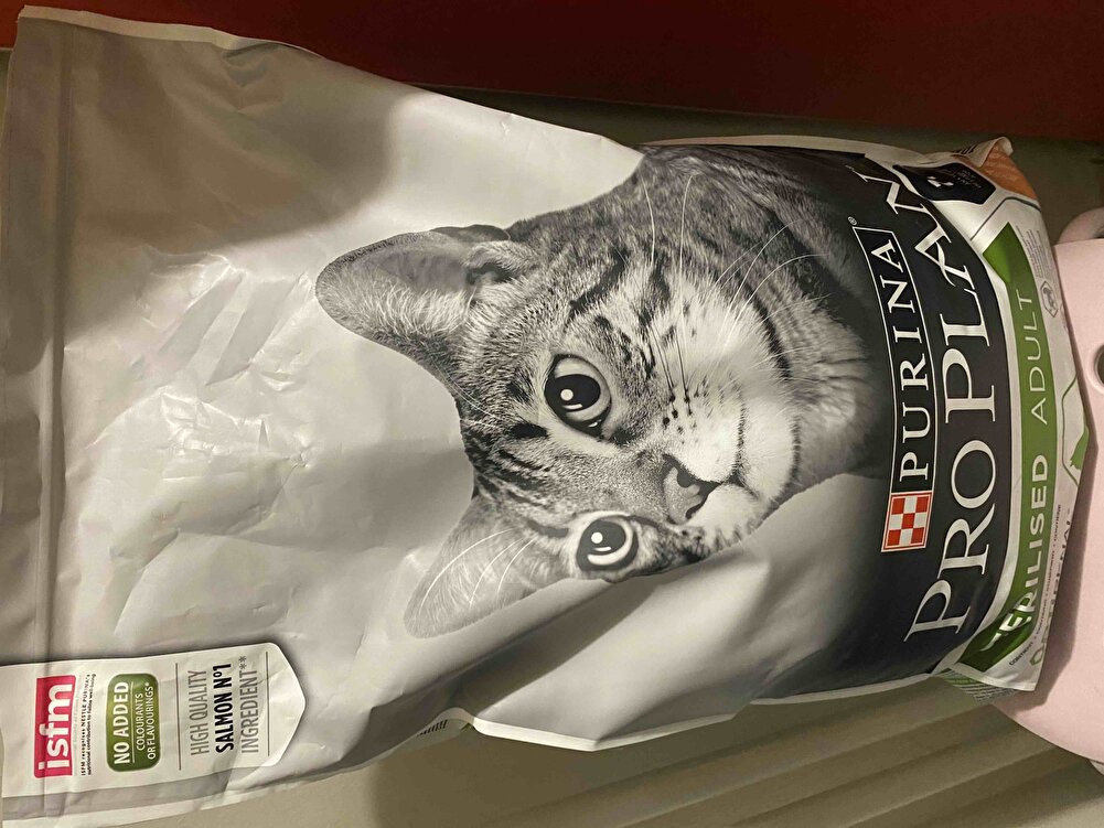 Kedilerim severek yiyor, paket de sağlam geldi.