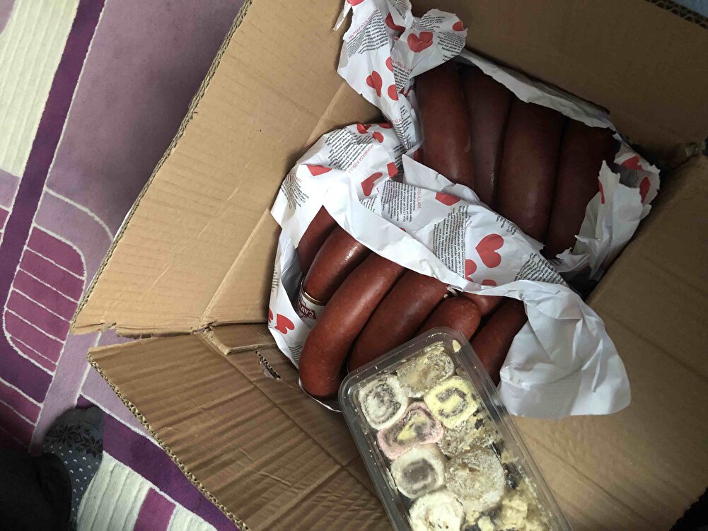 Gayet güzel görünüyor eminim tadıda öyledir, ince hediyeniz içinde teşekkürler 🙏🏻 bol satışlarınız olsun🌸