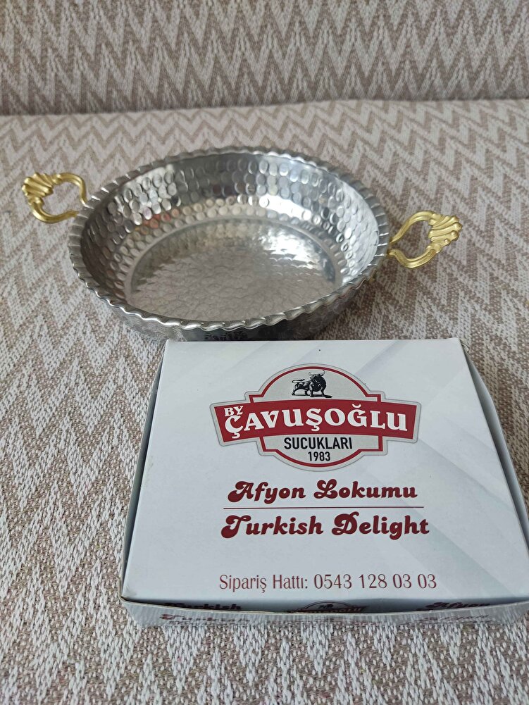 kalite marketde 250 grm 100 kusur lira memnunum çok çok uygun fiyat. Hediyeler için de teşekkür ederiz.