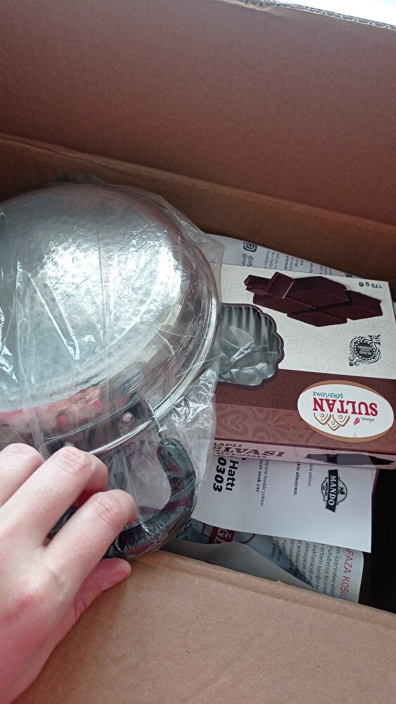 Hızlı Kargo ve Hediyeler İçin Teşekkürler . Sucukları da ayriyetten çok beğendik çok lezzetli