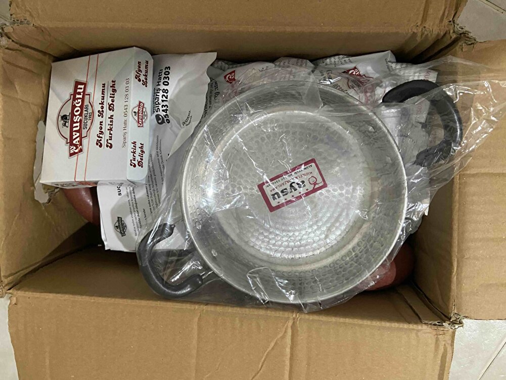 Ürün özenle paketlenmişti.Gönderdiğiniz hediyeler için de teşekkür ederim.Hayırlı bol kazançların olsun 🙏🏻