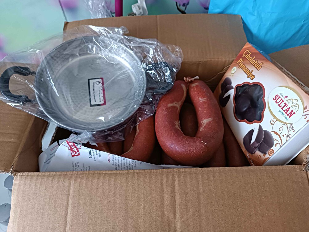 fiyatına göre çok iyi tadı da güzel hediye pişmaniye ve tava içinde teşekürler