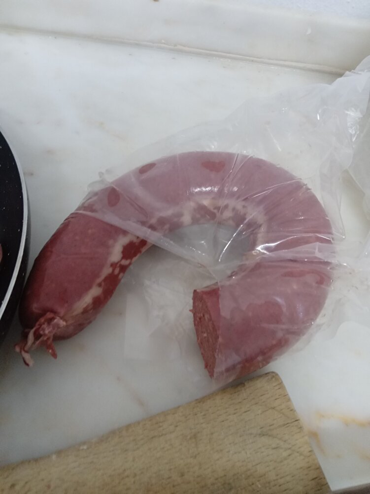 İlk önce denemek için 10 kg aldım, memnun kalınca 5 kilo daha aldım.