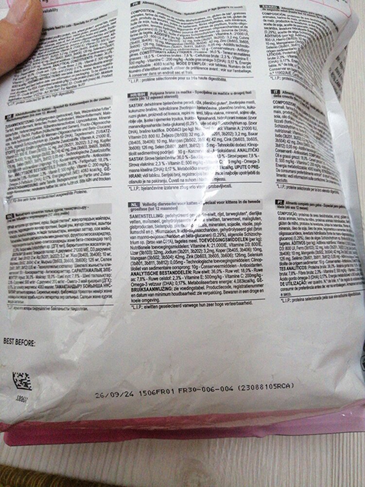 PTT kargo olunca 1 hafta sonra elime ulaştı ama fiyat iyi olduğu için bunu bilerek sipariş verdim.2.5 aylık yavrularıma aldım umarım beğenirler Teşekkürler