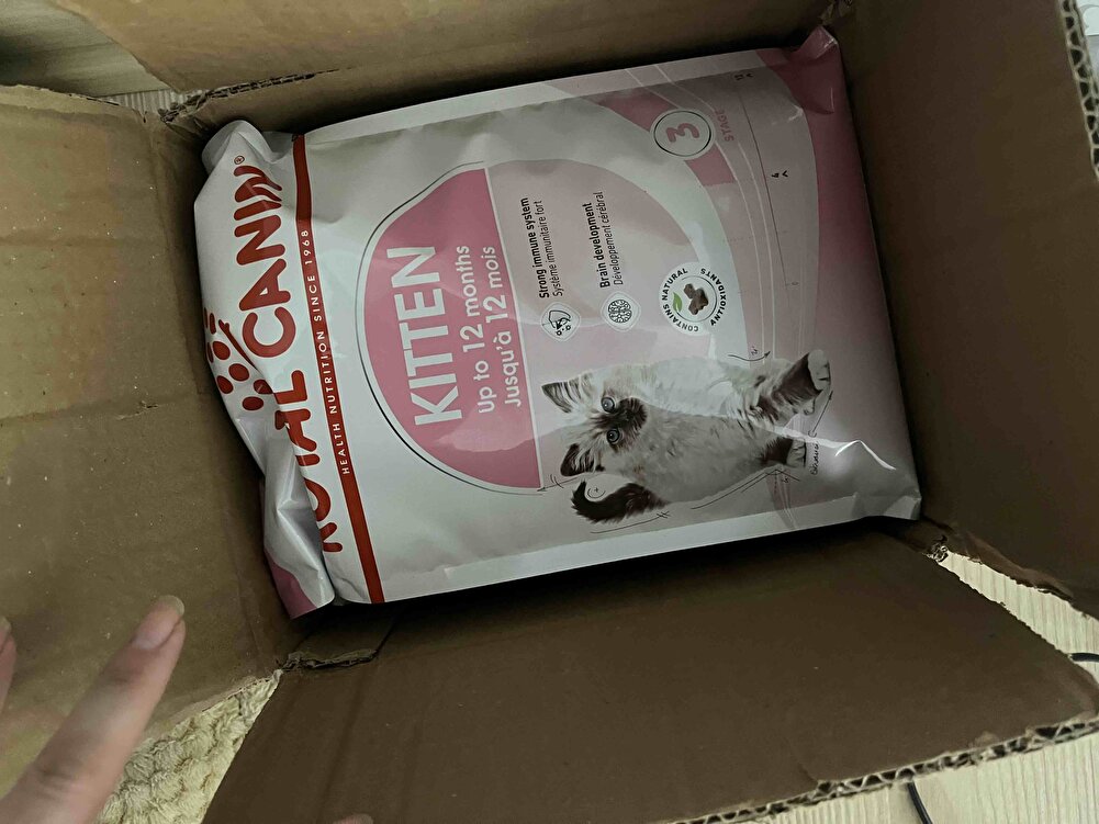 3,5 aylık kedim severek yiyoor. Kargo çok hızlı geldiii