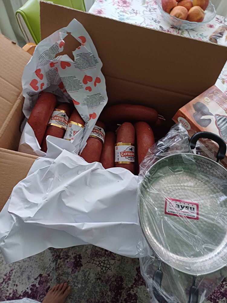 çok sağlam ve güzel paketlenmiş hediyeler icinde çok teşekkür ederim