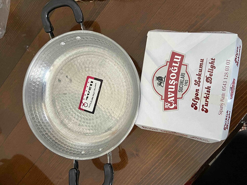 10 yıldız olsa verirdim.Çok kaliteli,çok lezzetli ve güvenilir bir marka.Tadı lezzeti yerinde.İlk aldığımızda biraz tedirgin oldum ama o kadar beğendik ki ,ikinci siparişi verdik.Bundan sonra sucuk bitince adresimiz belli.Ayrıca siparişi verir vermez kargoya verildi,inanılmaz hızlıydı çok teşekkür ederiz 🙏hediyeniz için de çok teşekkür ederiz 🙏