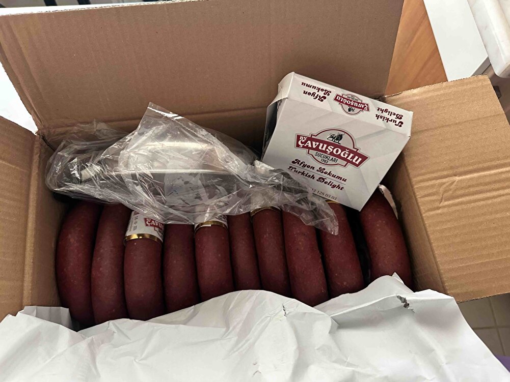 Güzel ürünler her zaman hediyesi ile geliyor çok teşekkür ederiz kalite konusunda bozulma olmadığı sürece her zaman alışverişte adresimiz 👍