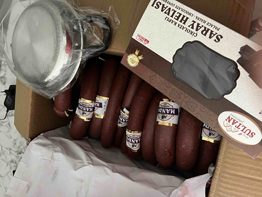 daha önce 5 kilo almıştım şimdi tekrardan aldımgayet güzel tadı severek yiyoruz ayrıca hediyeler içinde teşekkürler