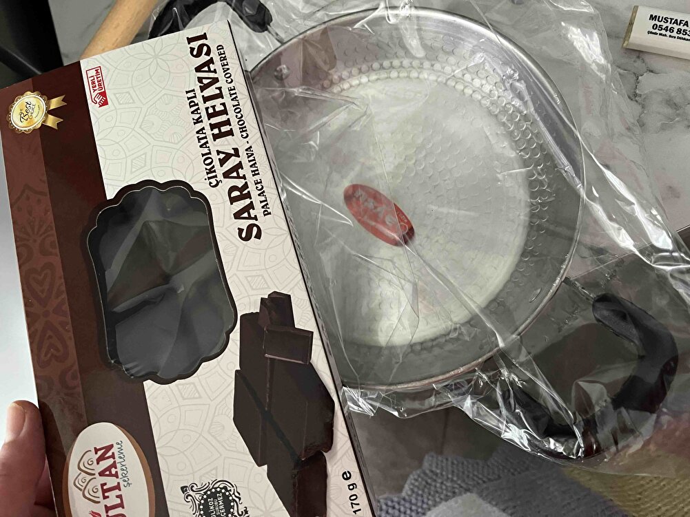 daha önce 5 kilo almıştım şimdi tekrardan aldımgayet güzel tadı severek yiyoruz ayrıca hediyeler içinde teşekkürler