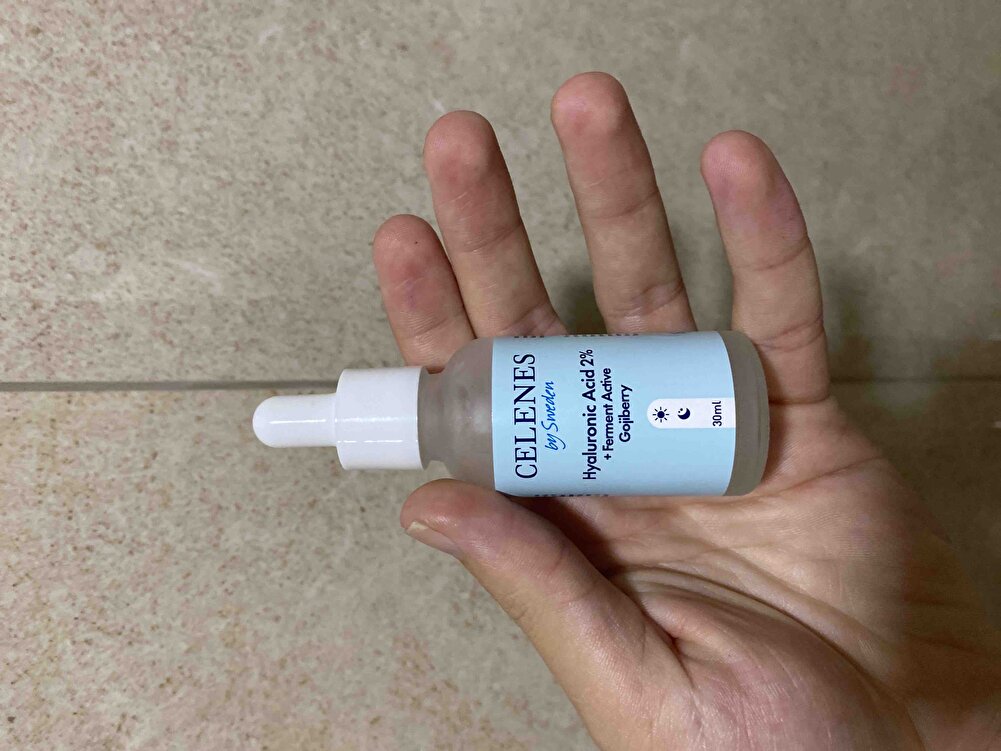Yoğun Nemlendirici ve Cilt Yenileyici Rena Hyaluronic Asit Serum