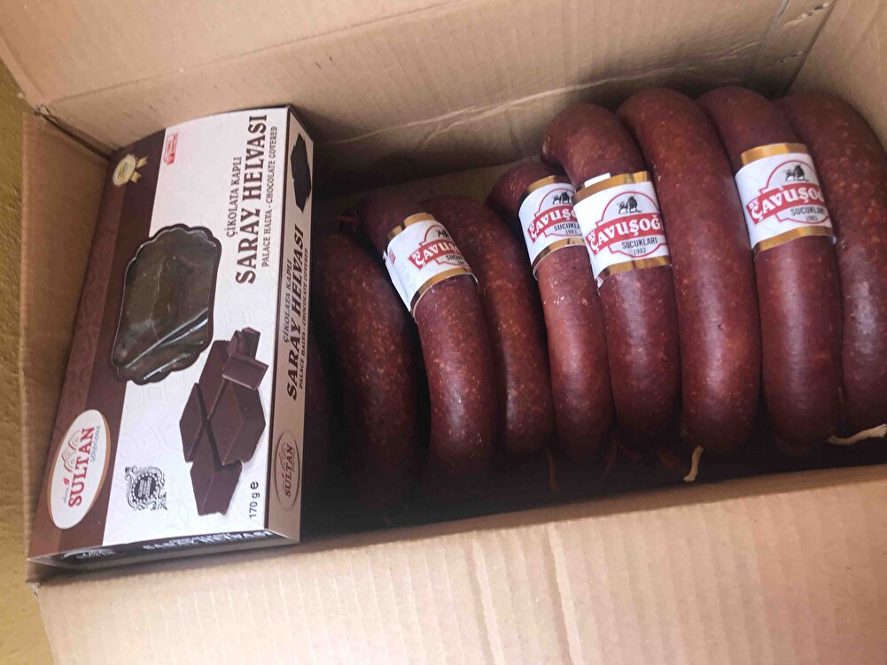 ikinci siparişimi verdim üründen çok memnun kaldım. ilk siparişimde tava eksikti hediyem de geldi tşkler. ayrıca lezzeti tuzu baharatı her damak için uygun abartısız leziz👍