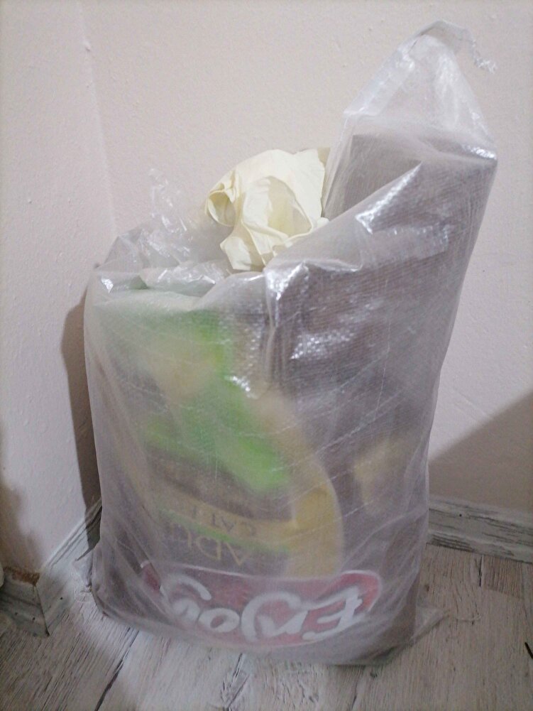 Sokaktaki bebişlerime veriyorum 🤍 çok severek yiyorlar