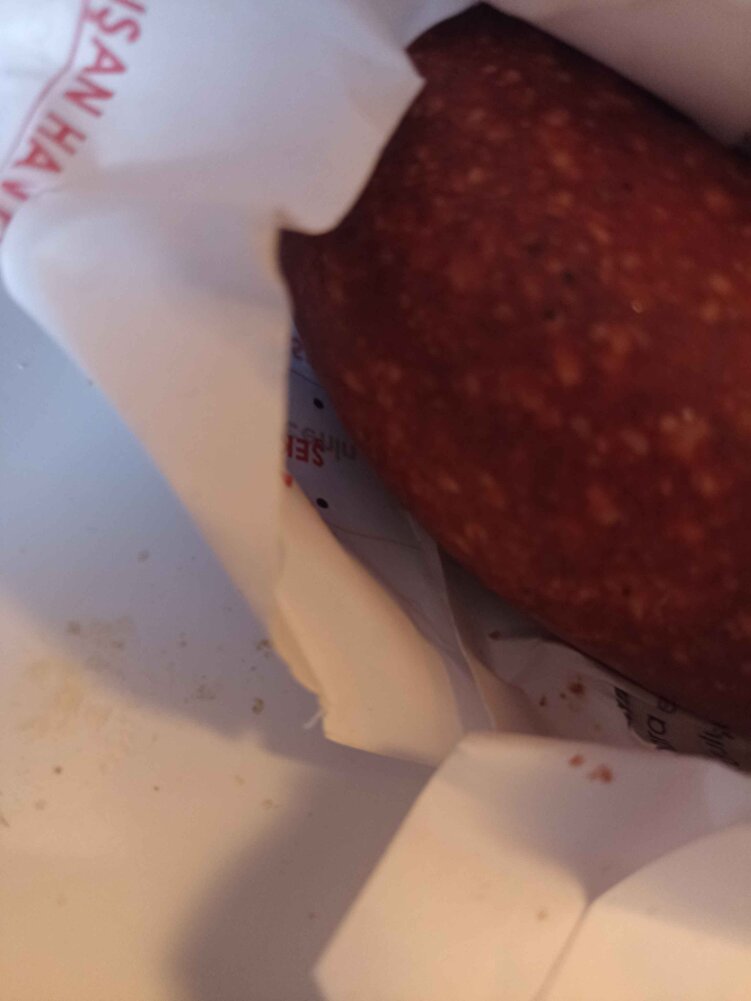 Afyon sucuğunu kermeste de almıştım karşılaştırınca kermeste aldığım daha iyi çıktı