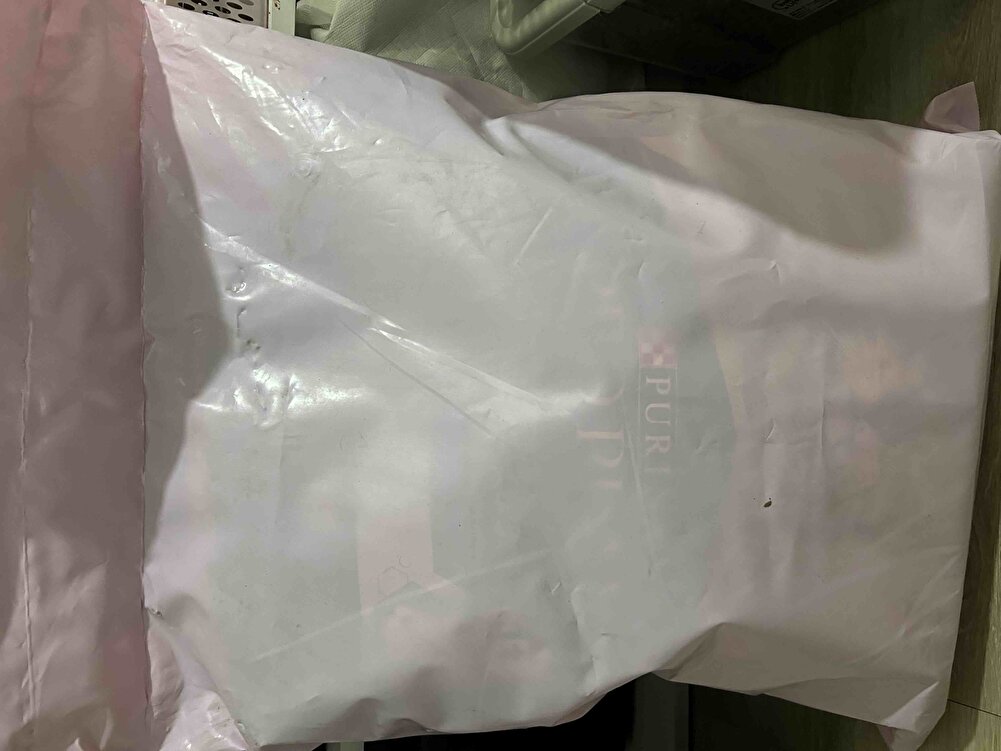 Yavrularıma sürekli kullandığım bir mama severek yiyorlar.. Satıcı desen bir sonra ki gün  hemen göndermesi daha güzel oldu çok teşekkür ederim Gönül rahatlığıyla sipariş verebilirsiniz.. 👍✨